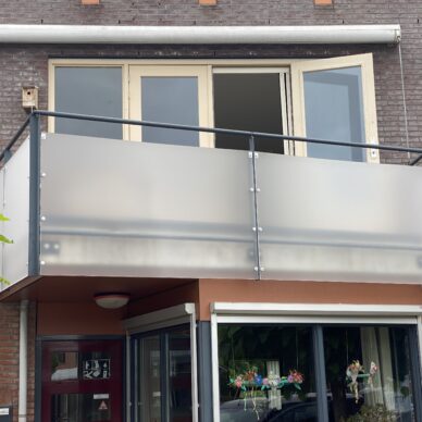 Balkonbeglazing polycarbonaat opaal