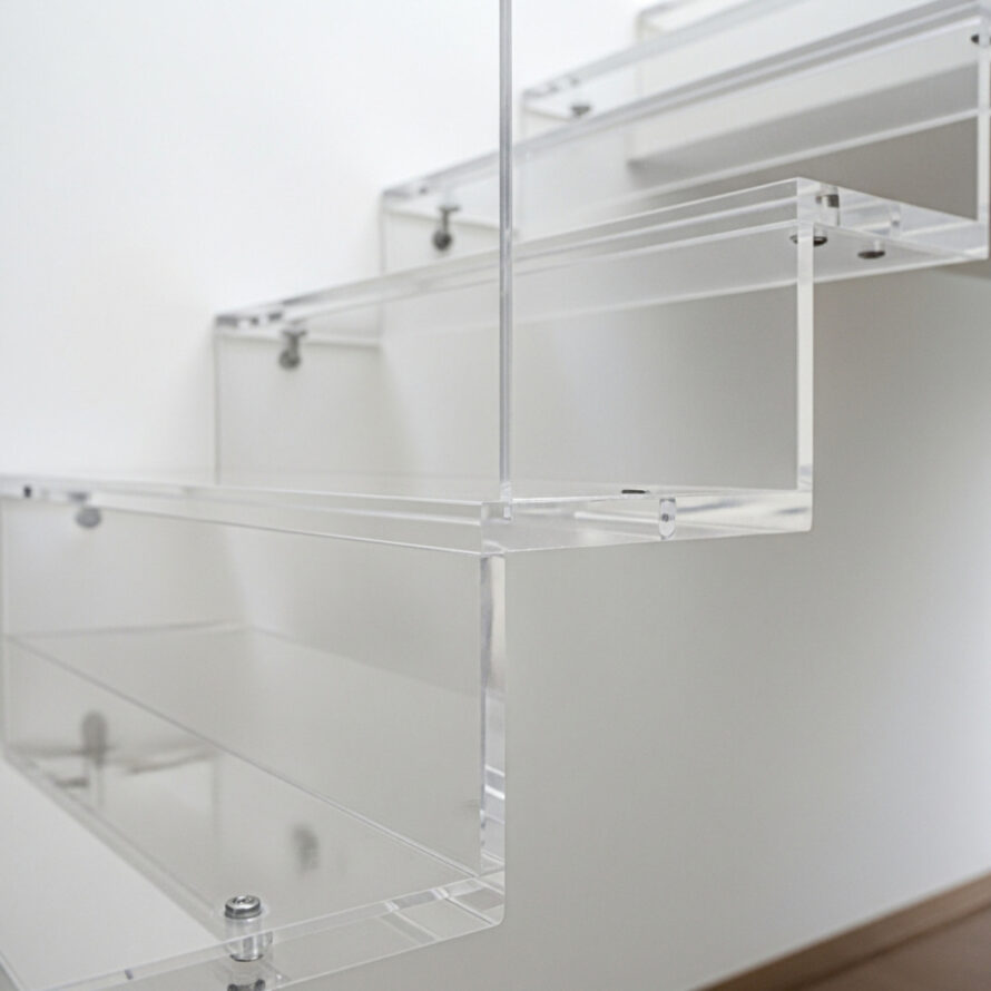 Plexiglas trap helder