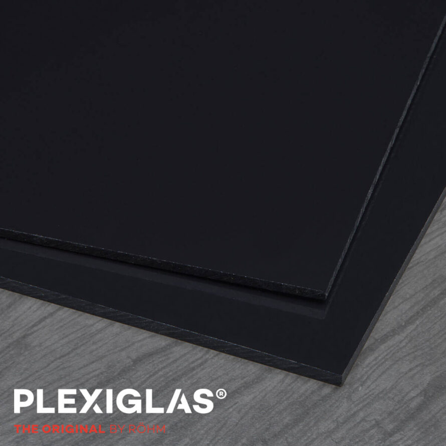 Plexiglas zwart 3 mm met Röhm logo
