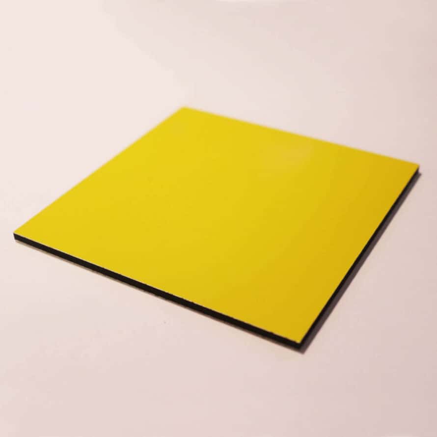 aluminium composiet geel