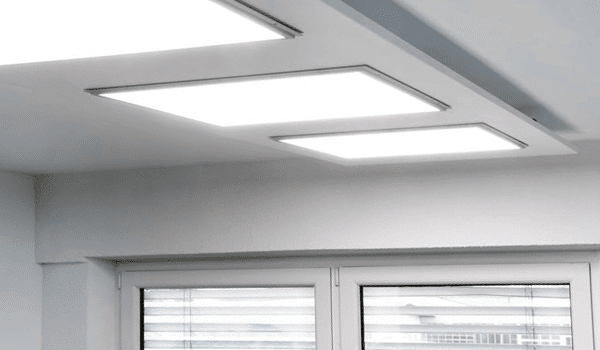 Led plafond paneel met plexiglas platen
