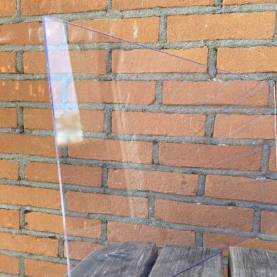 Budget plexiglas