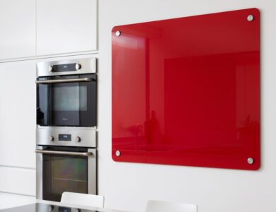 Plexiglas whiteboard