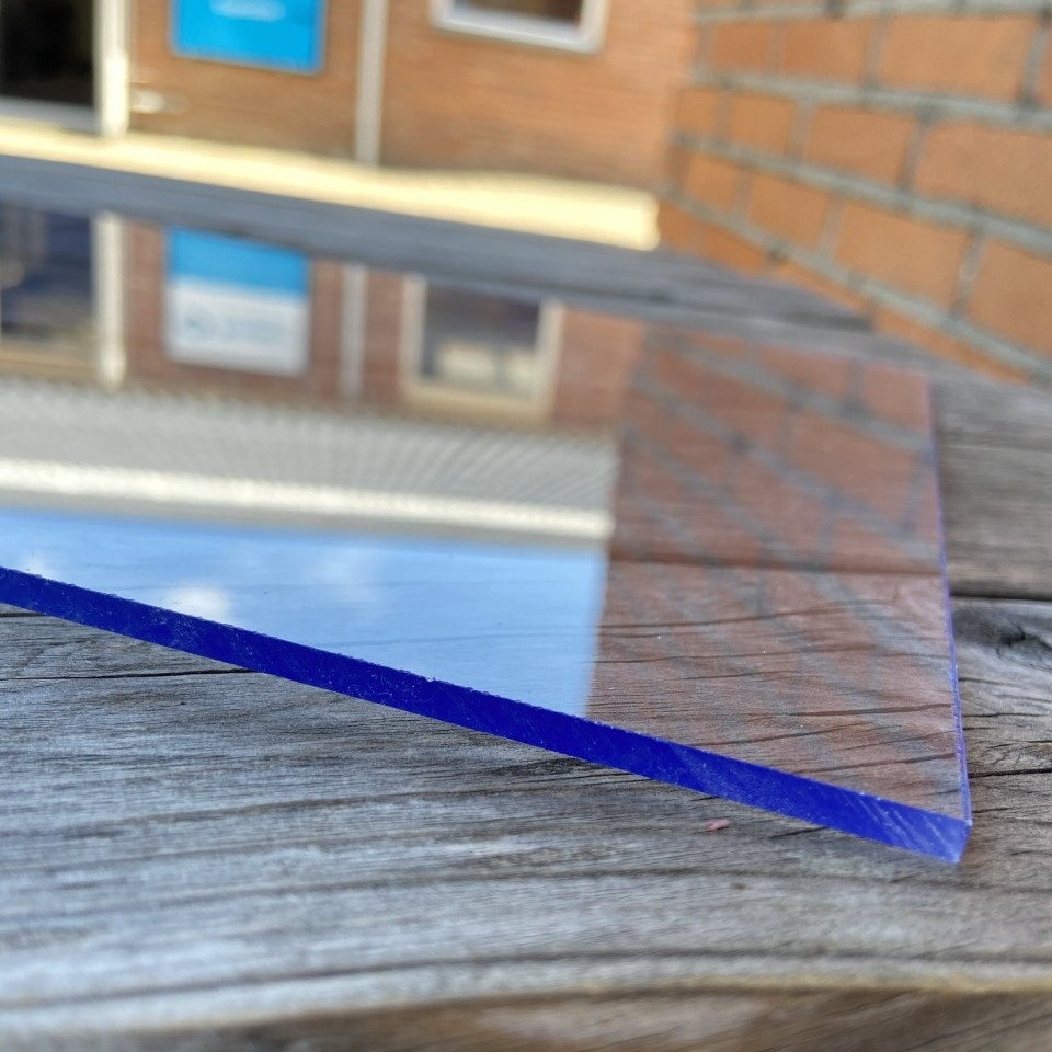 Budget plexiglas helder 5 mm Budget plexiglas helder 5 mm