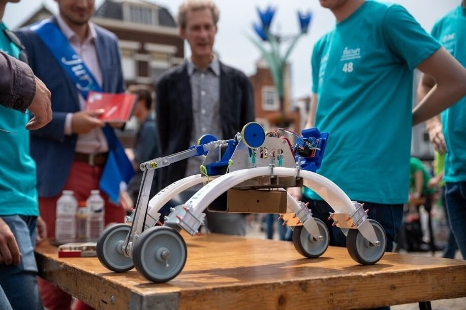 Polycarbonaat bladveer TU Delft